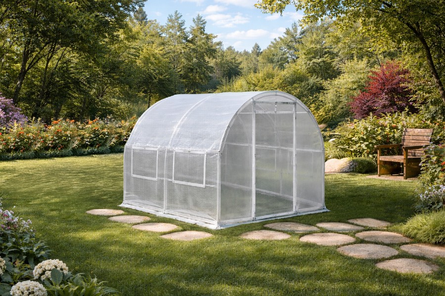 3x4m white poly tunnel closed door